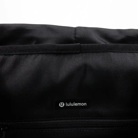 Lululemon Wunderlust Backpack 25L Black - Picture 14 of 16
